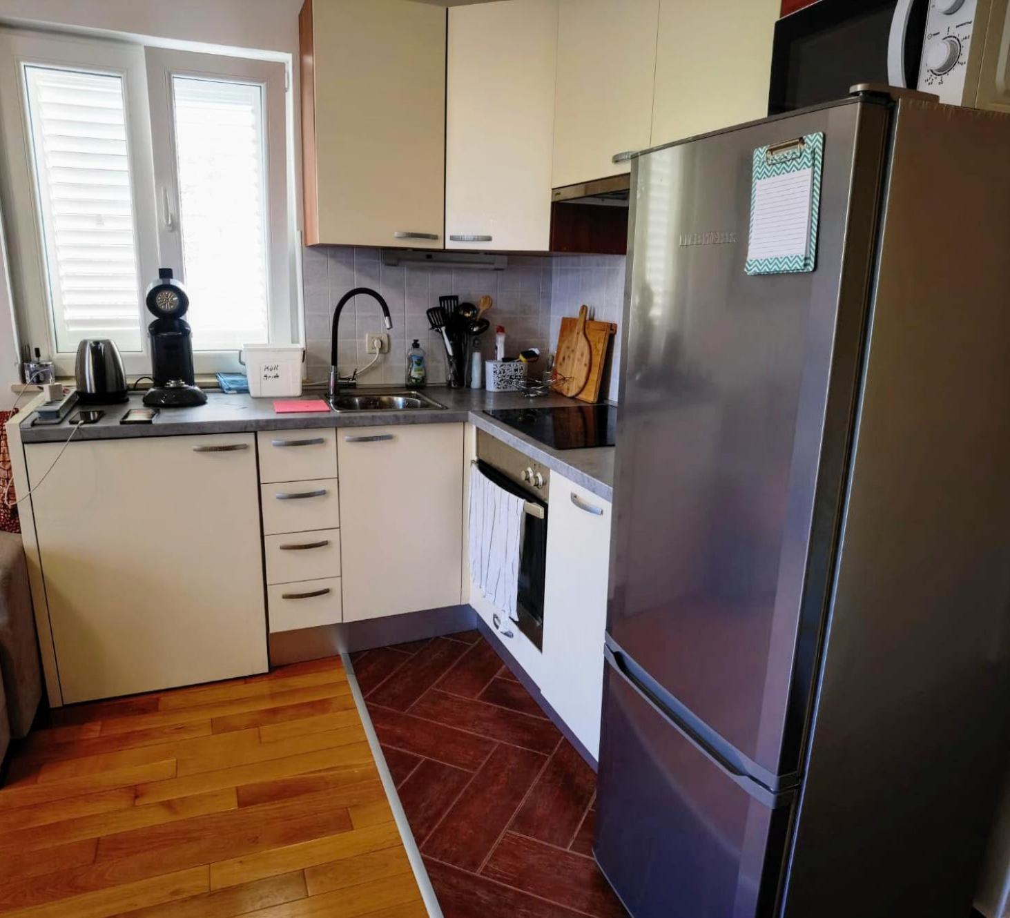 Apartment Eny Baška Voda Eksteriør bilde