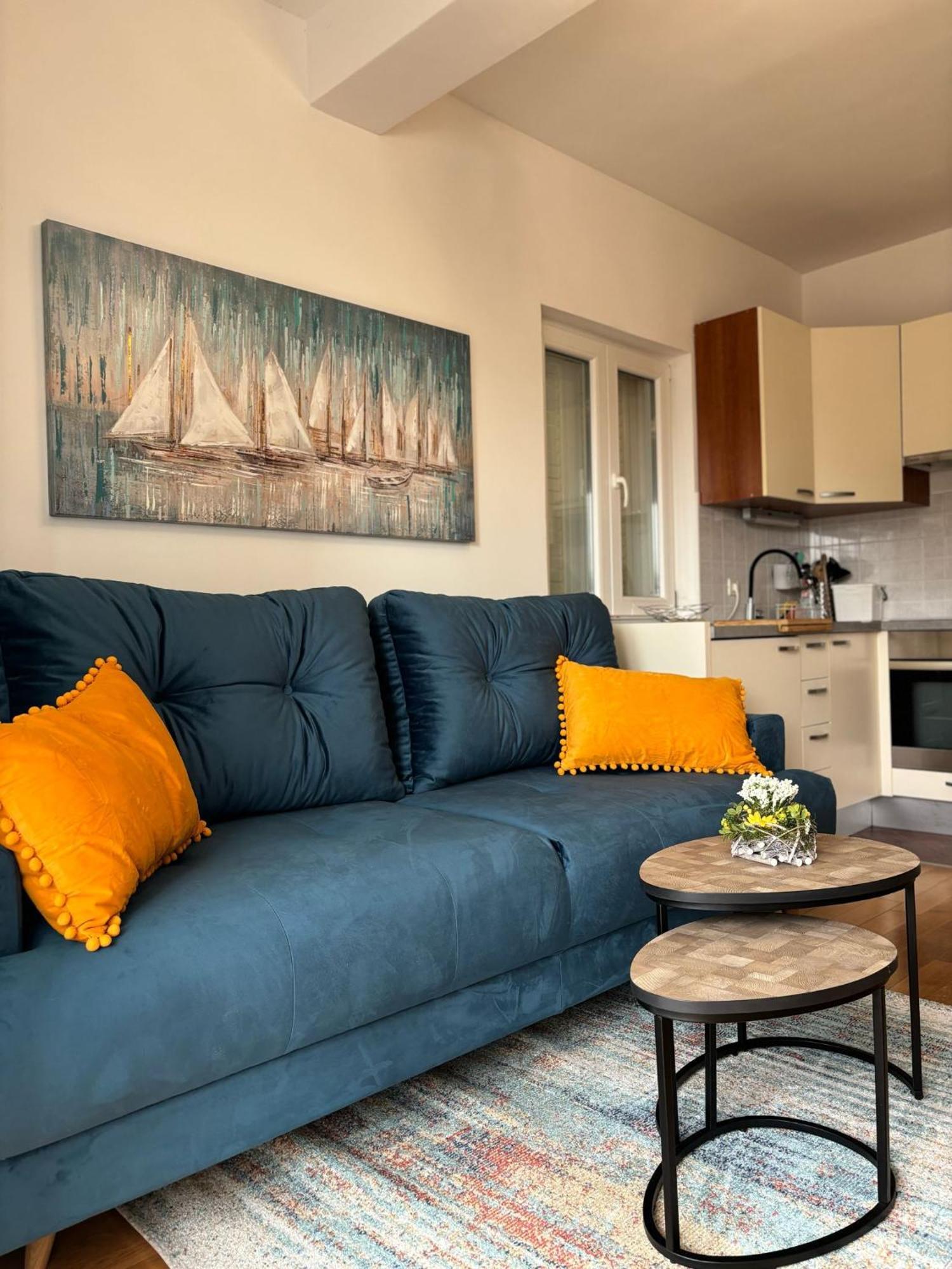 Apartment Eny Baška Voda Eksteriør bilde